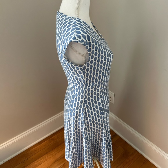 Just Taylor Womans Blue White Print Cap Sleeve Fit & Flare Stretch Dress Sz 6 - Picture 3 of 7